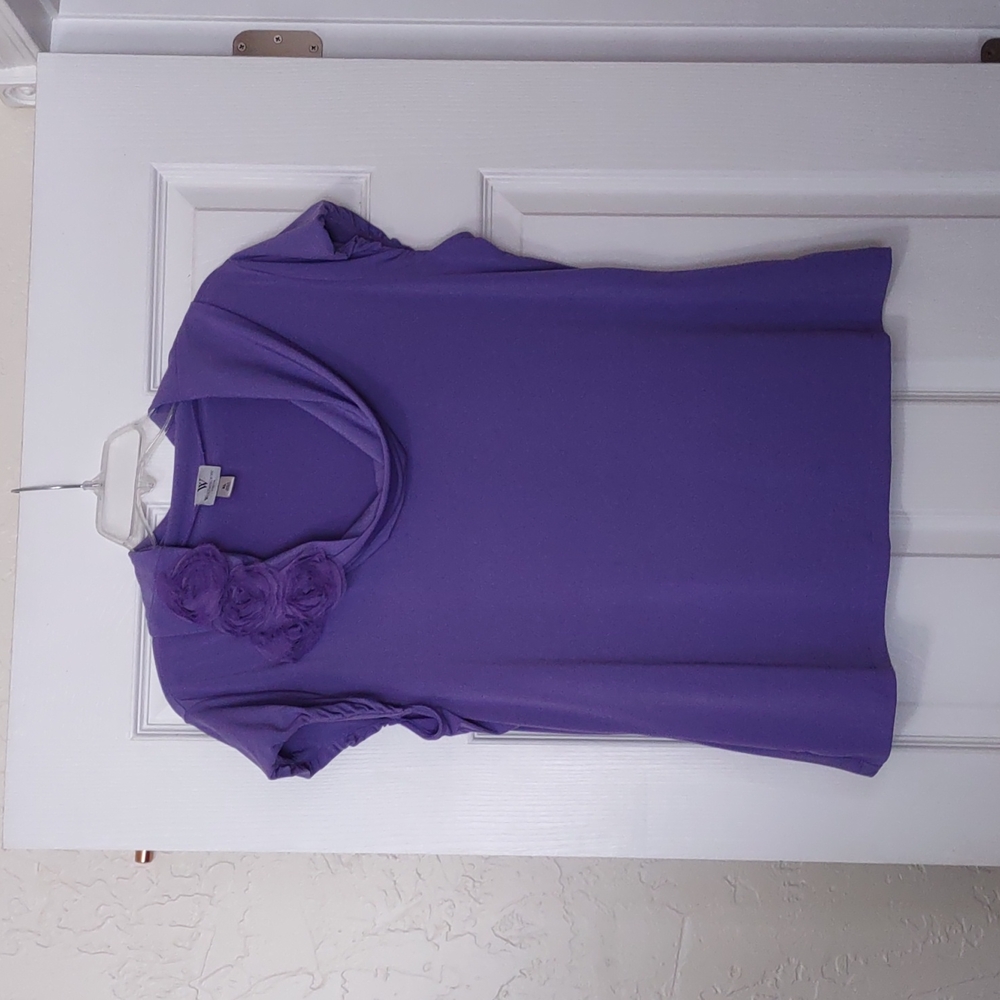 Dress blouse with roses